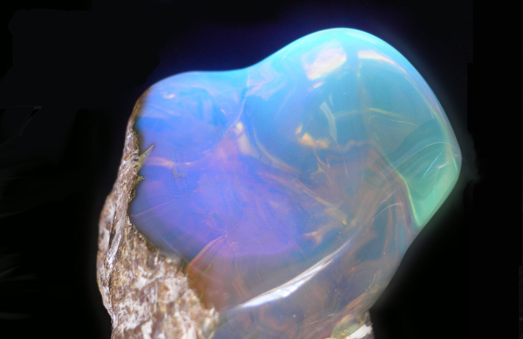 AAA blue amber
